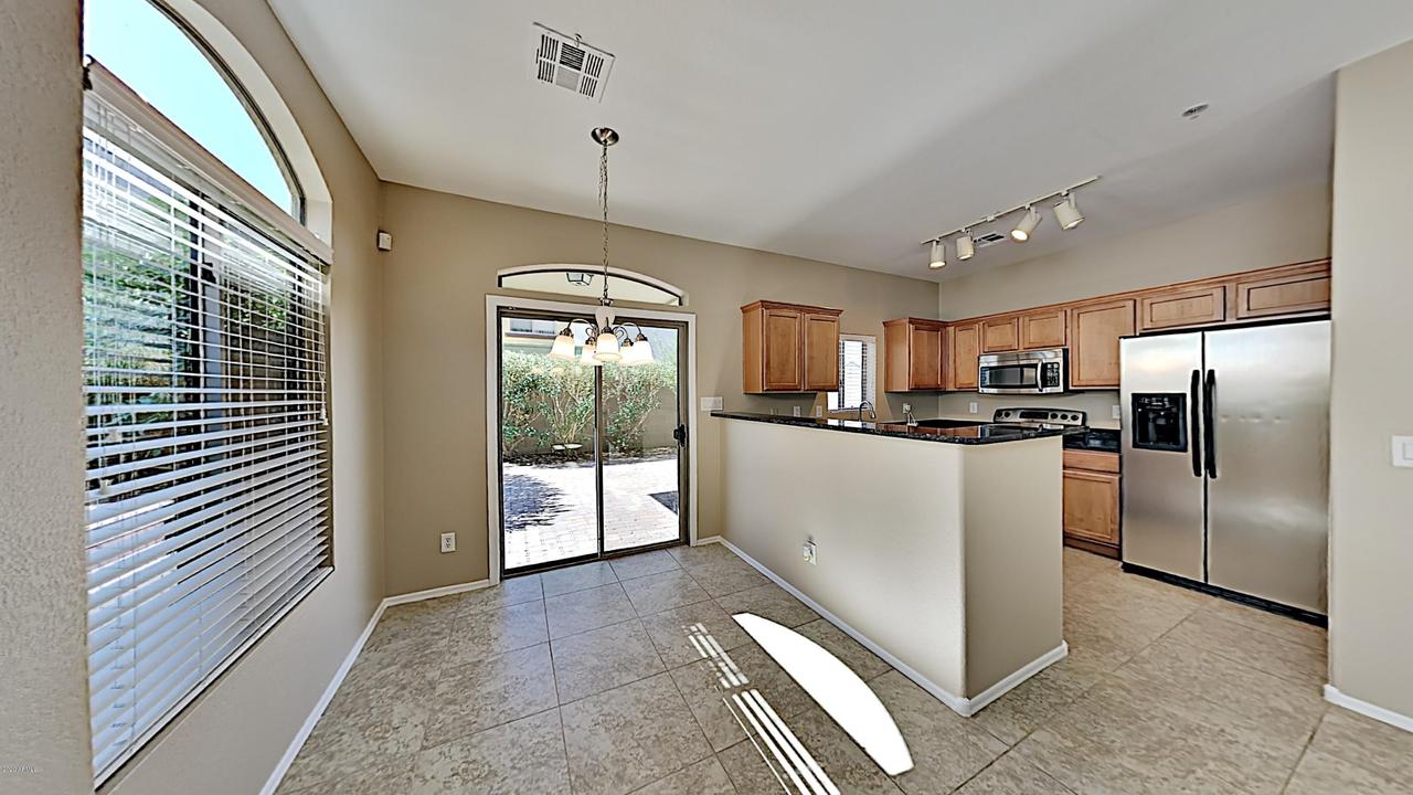 2725 E Mine Creek Rd. #1080, Phoenix, AZ 85024