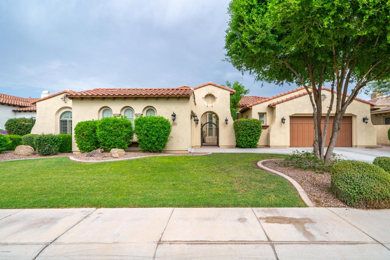 3330 E Cedar Dr., Chandler, AZ 85249