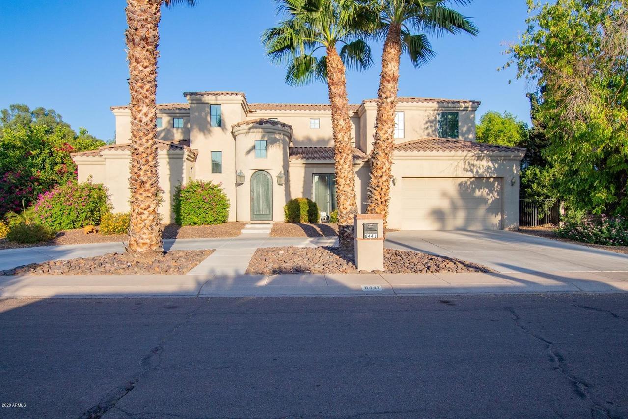 8441 N 1st Dr., Phoenix, AZ 85021