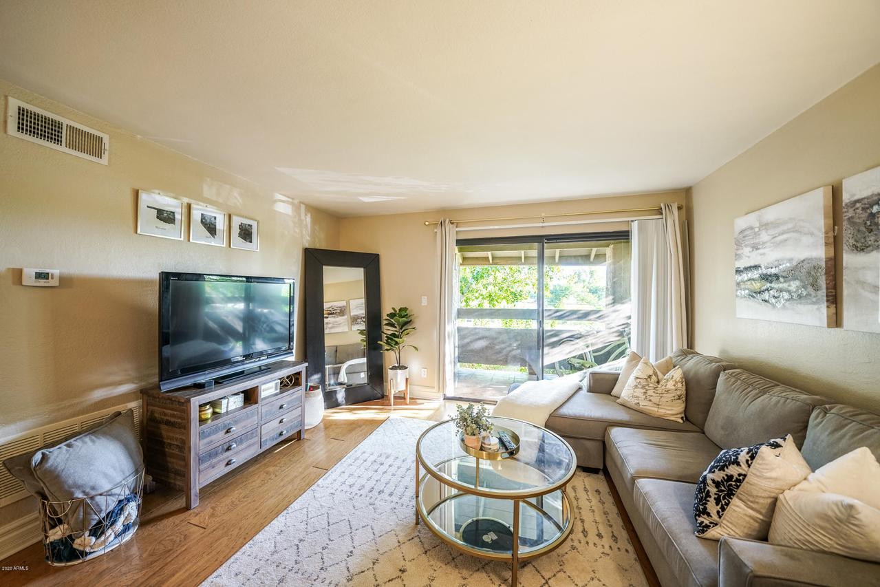3825 E Camelback Rd. #237, Phoenix, AZ 85018
