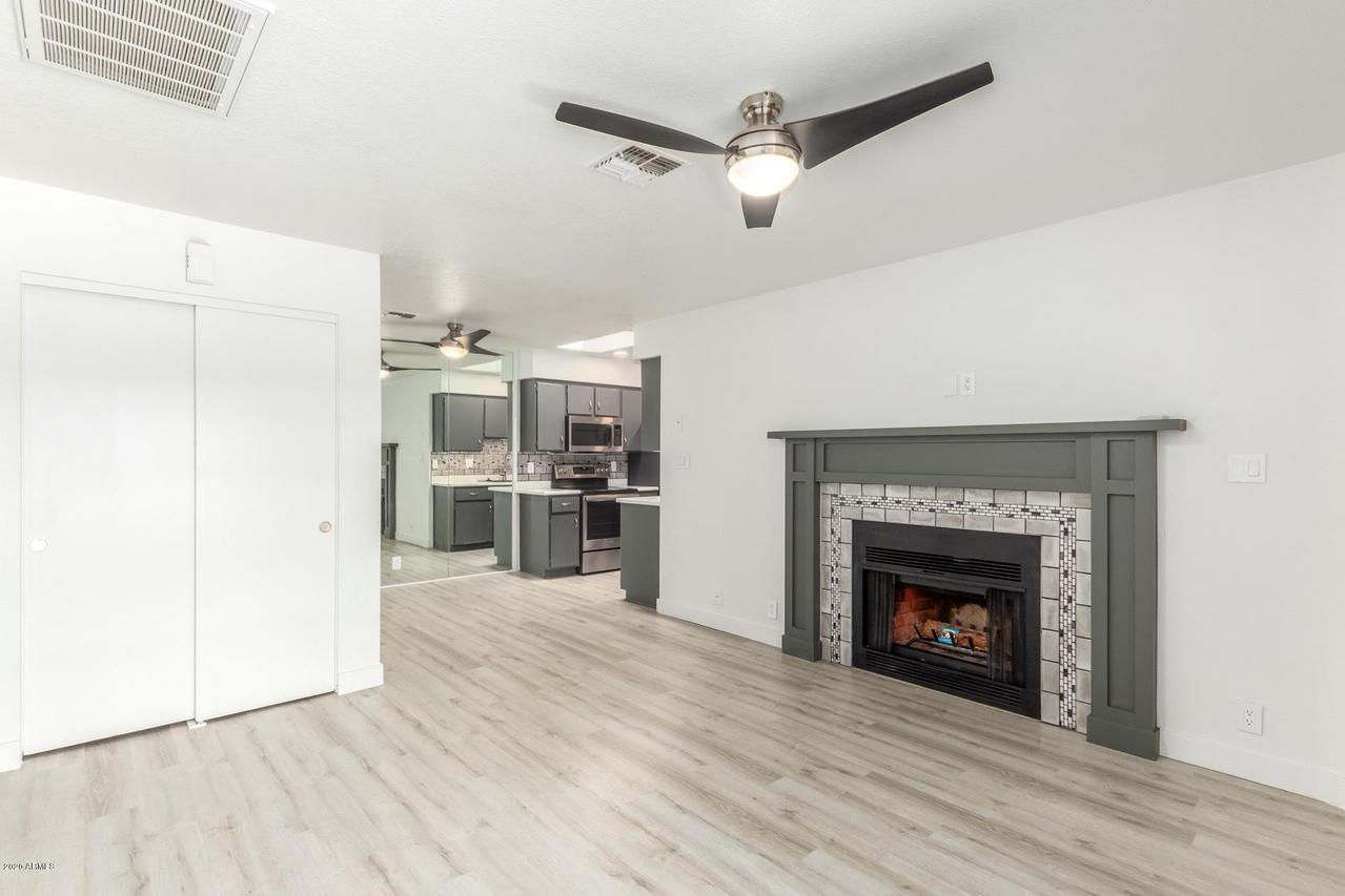 432 W Blackhawk Dr. #3, Phoenix, AZ 85027