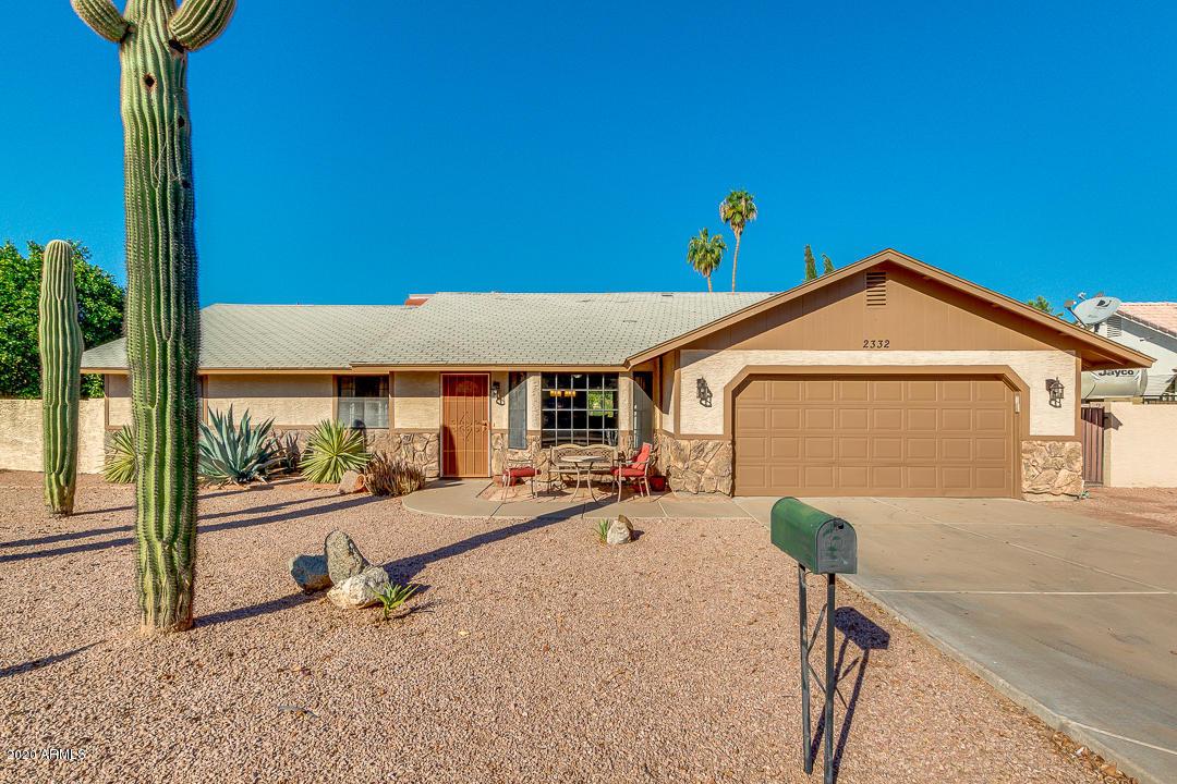 2332 N 63rd Pl., Mesa, AZ 85215