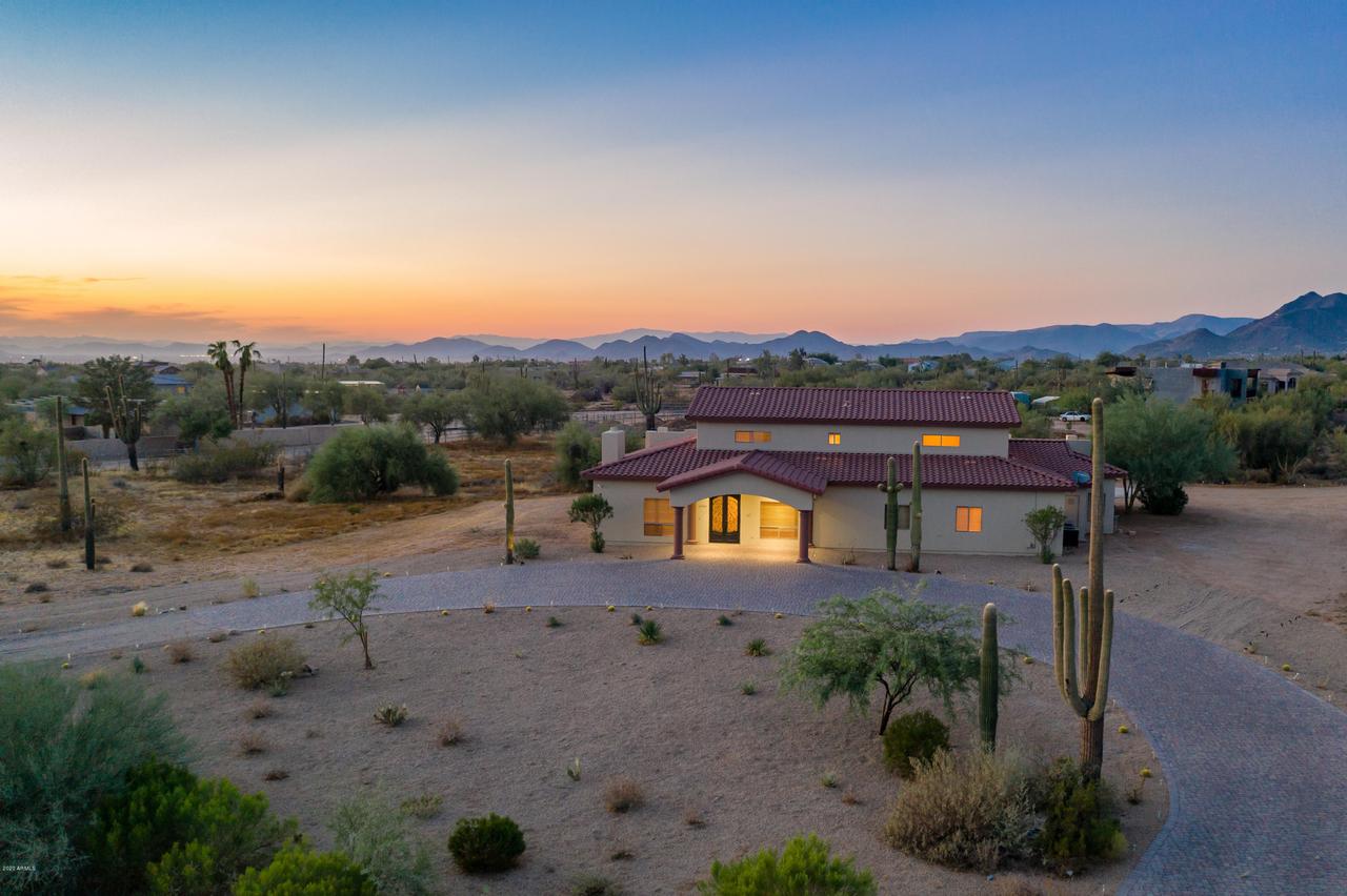 6950 E Dixileta Dr., Scottsdale, AZ 85262