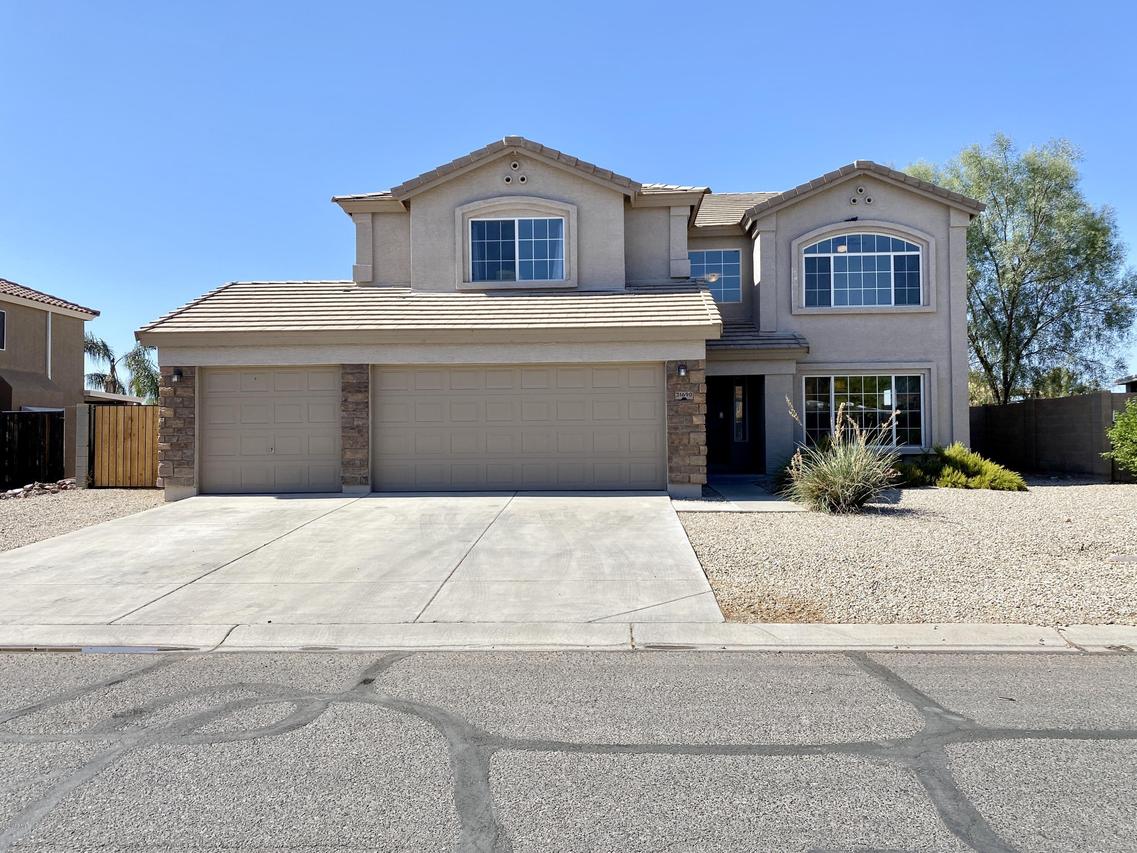 31690 N Blackfoot Dr., San Tan Valley, AZ 85143