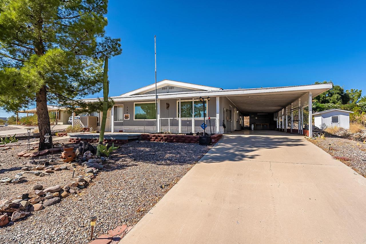 380 Juniper Ln., Wickenburg, AZ 85390