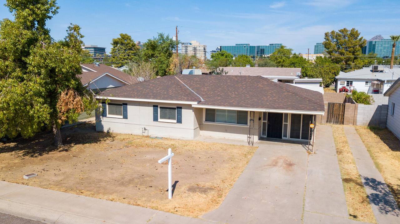 2520 E Minnezona Ave., Phoenix, AZ 85016