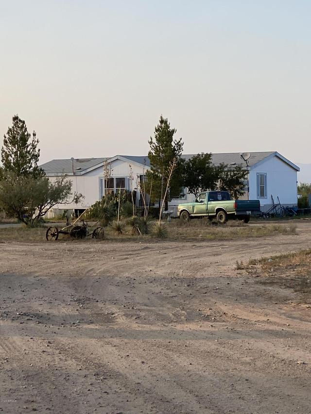 6124 N Fort Grant Rd., Willcox, AZ 85643
