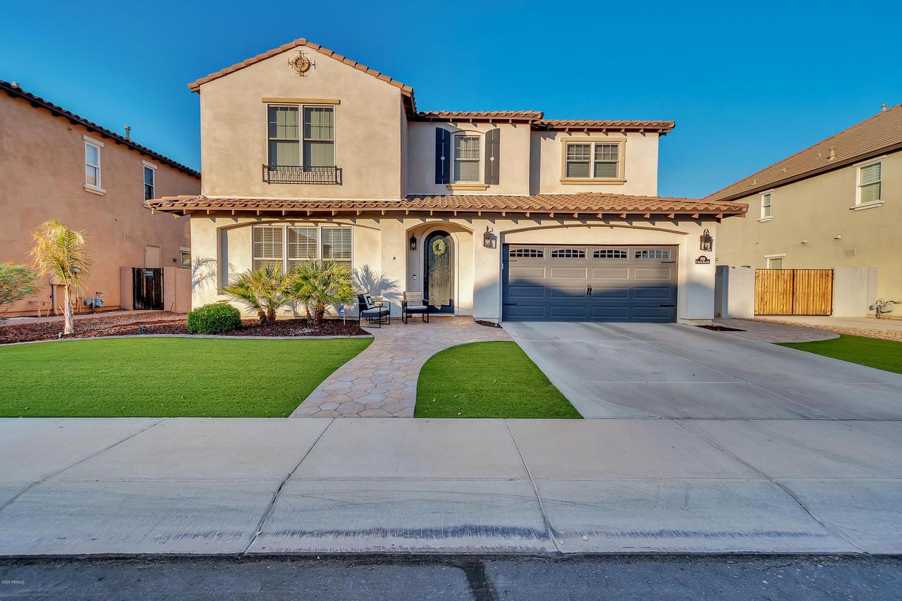 2176 E Desert Broom Dr., Chandler, AZ 85286