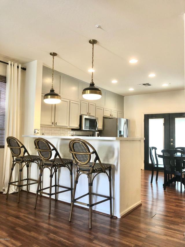 992 E Ranch Rd., Gilbert, AZ 85296