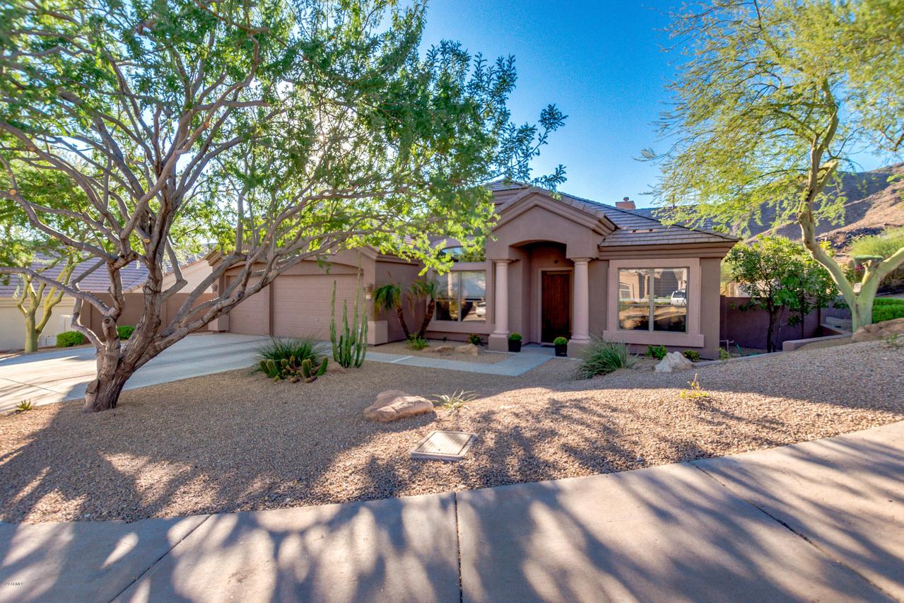 216 W Desert Flower Ln., Phoenix, AZ 85045