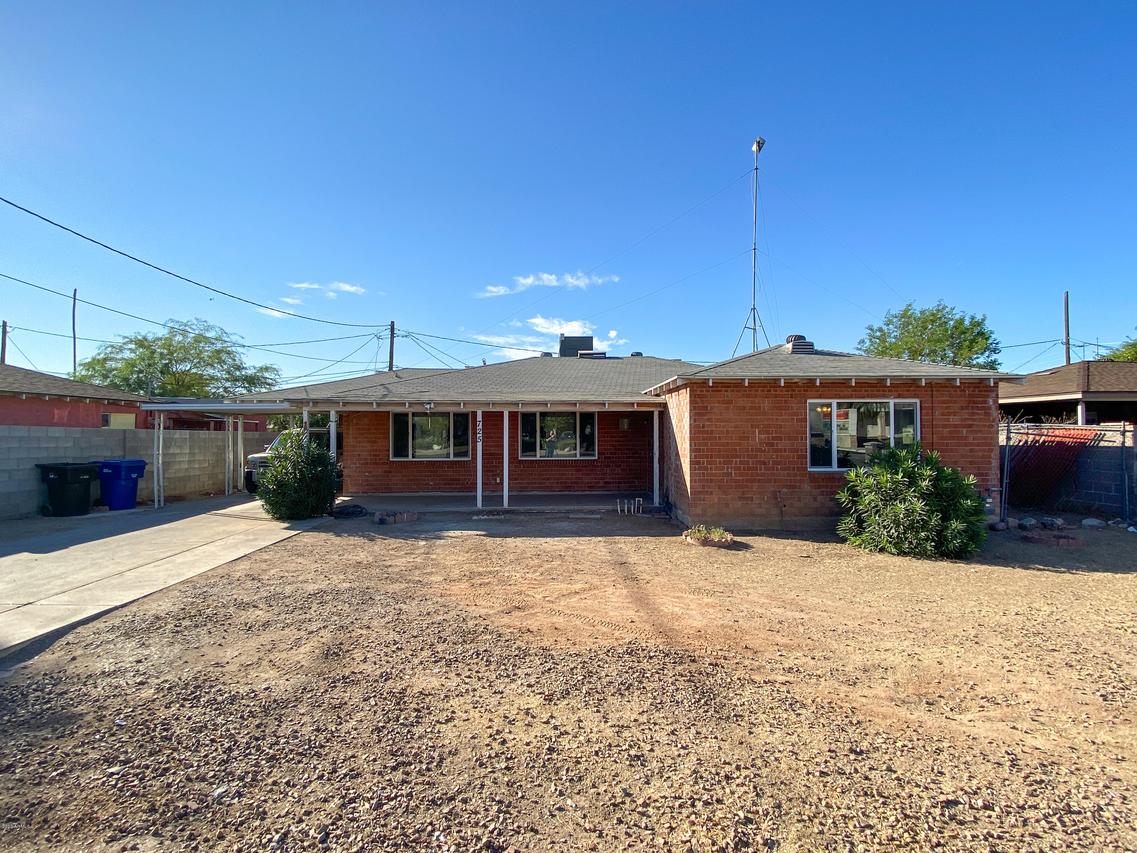 725 W University Dr., Mesa, AZ 85201