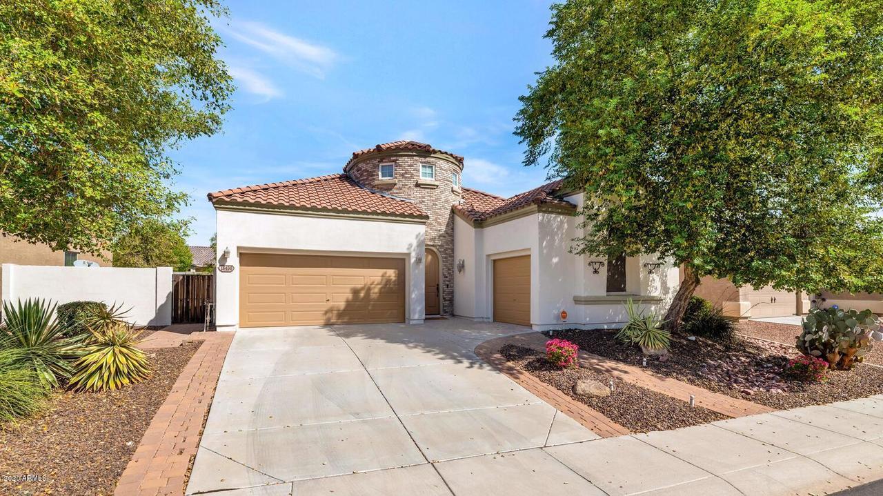 18430 W Sunnyslope Ln., Waddell, AZ 85355