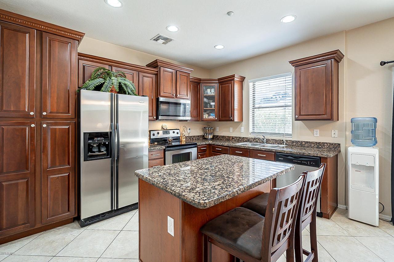 15838 N 74th Dr., Peoria, AZ 85382