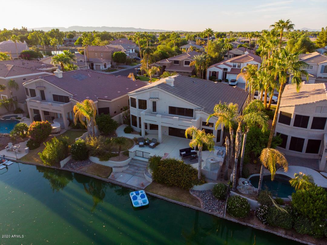 755 W Desert Broom Dr., Chandler, AZ 85248