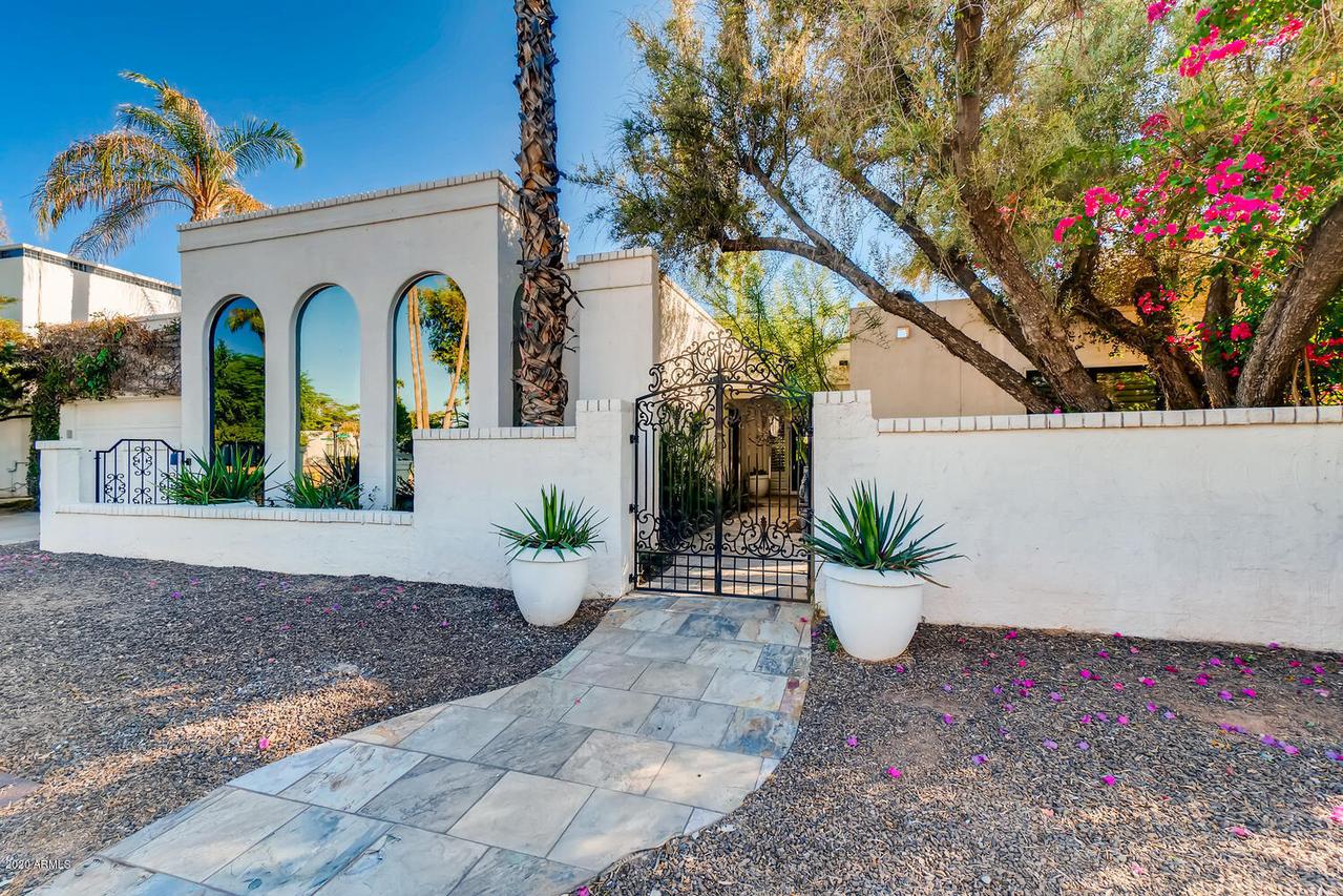 49 E Boca Raton Rd., Phoenix, AZ 85022