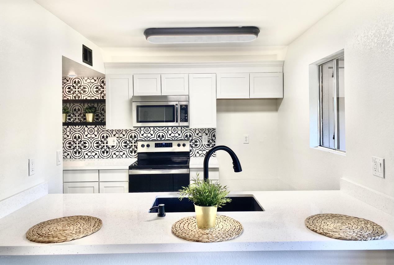 623 W Guadalupe Rd. #256, Mesa, AZ 85210