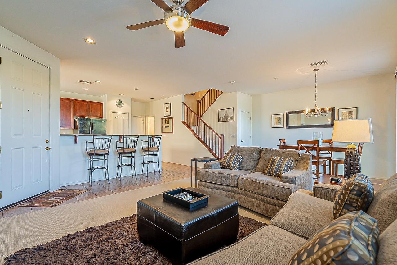 2820 E Dunbar Dr., Phoenix, AZ 85042