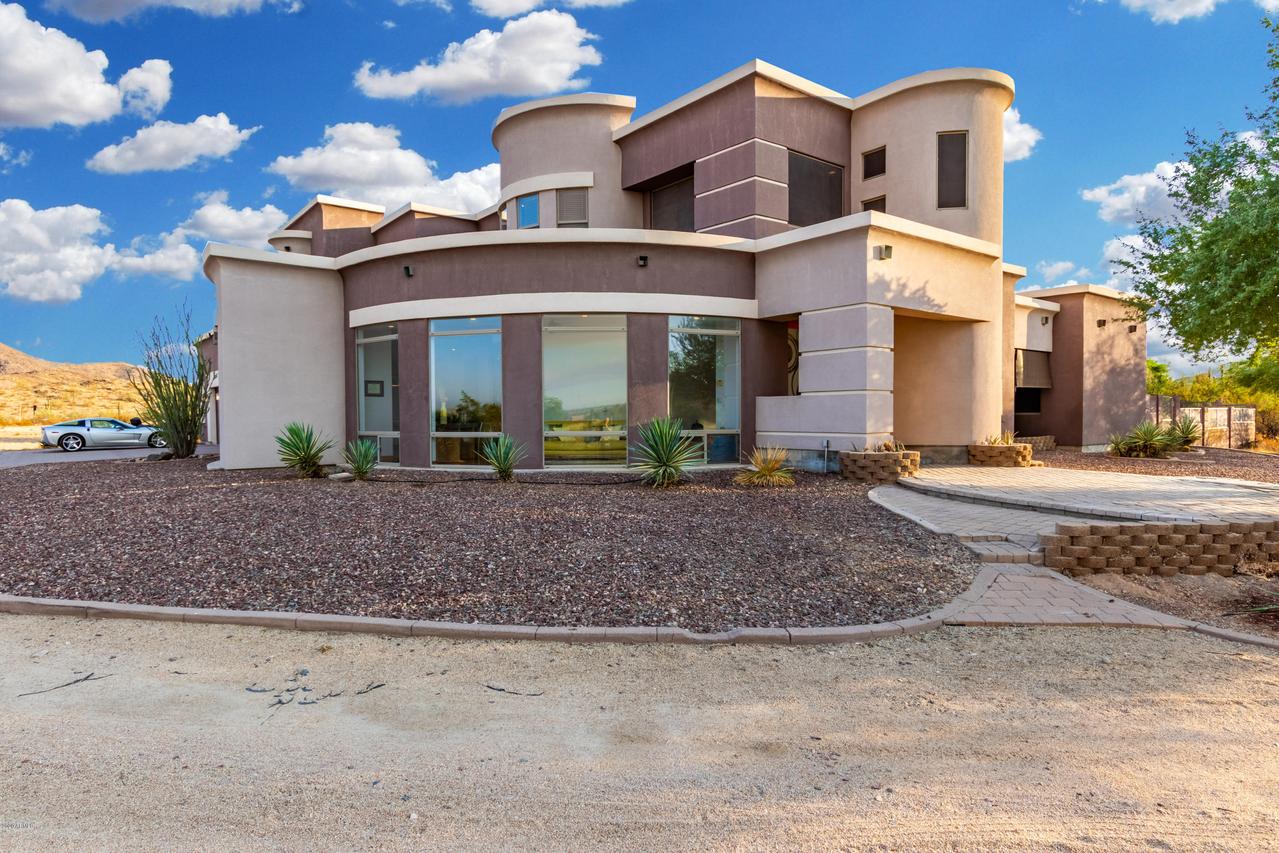 8814 S Dysart Rd., Goodyear, AZ 85338