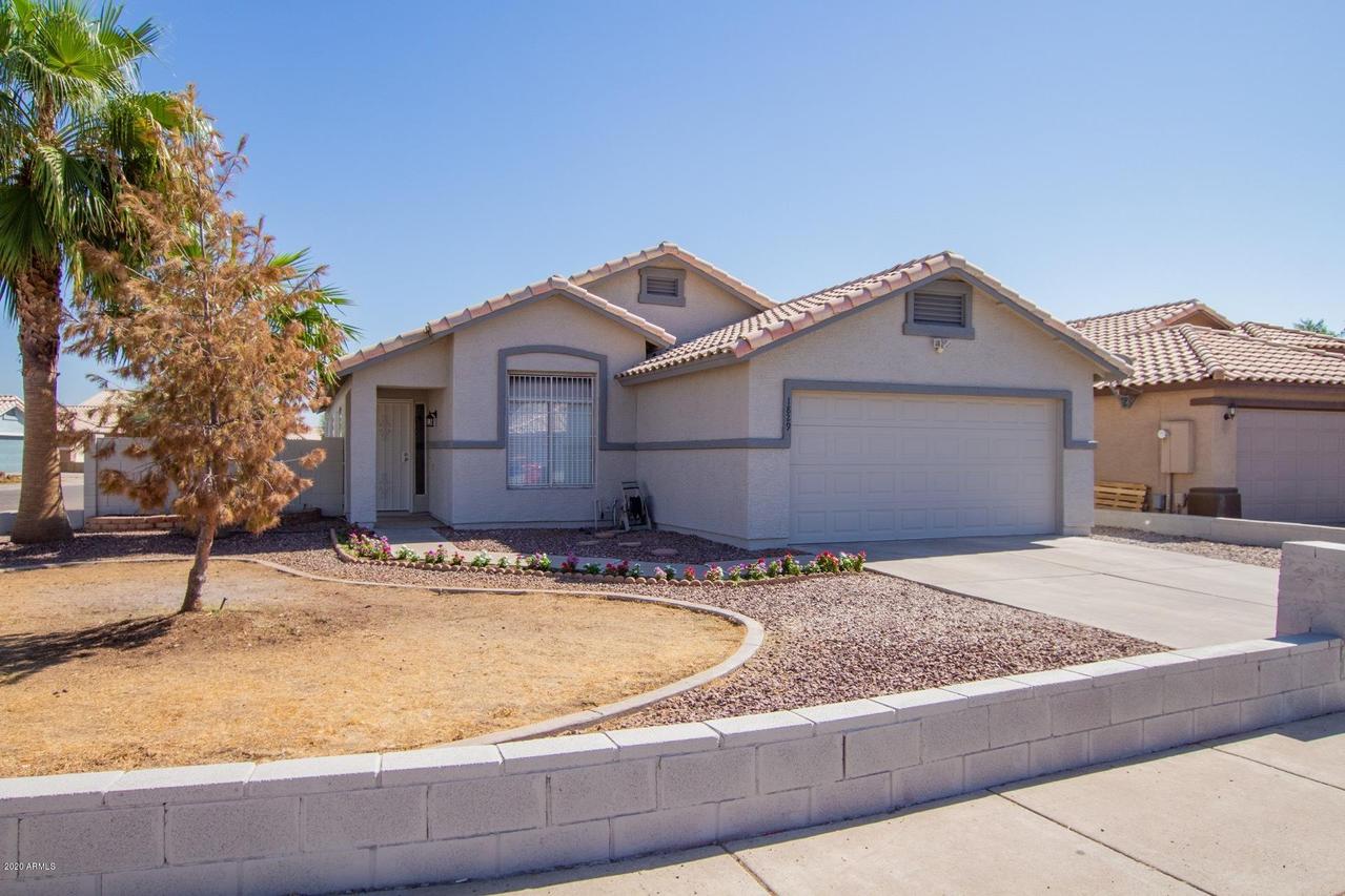 1829 N 88th Ave., Phoenix, AZ 85037