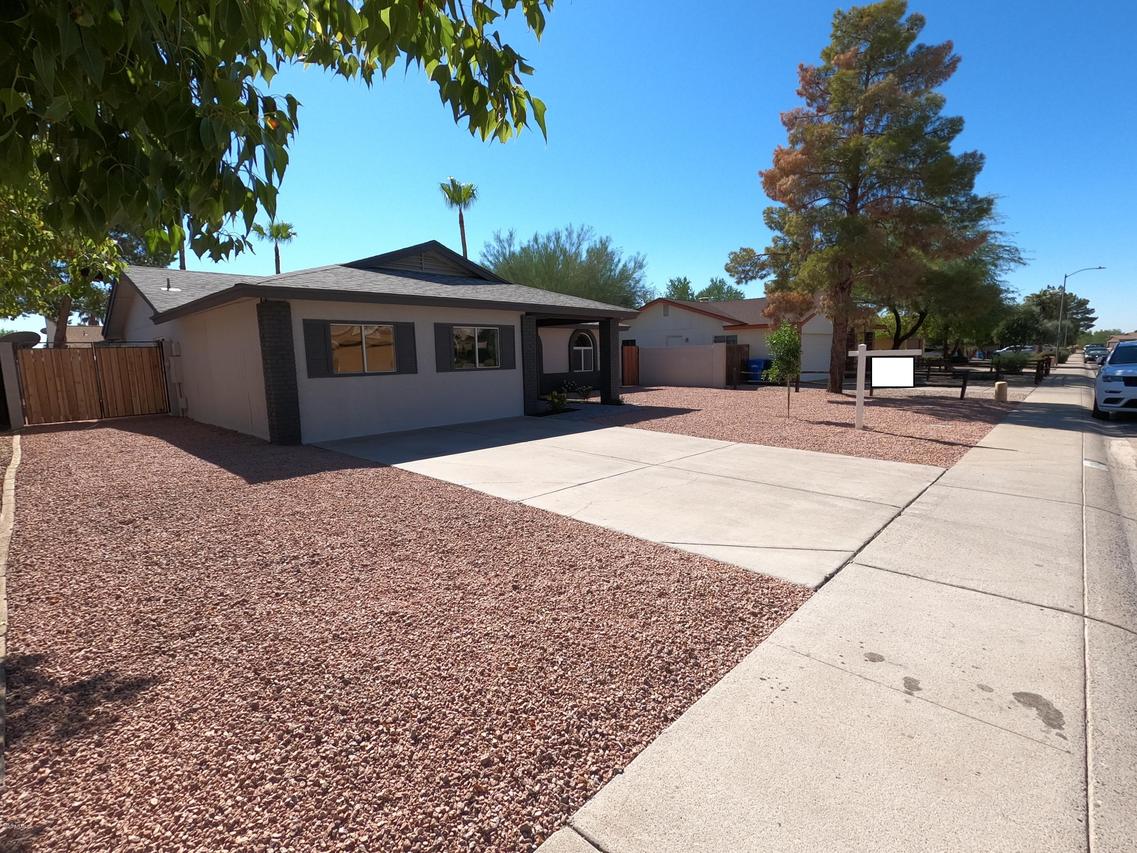 119 W Villa Theresa Dr., Phoenix, AZ 85023