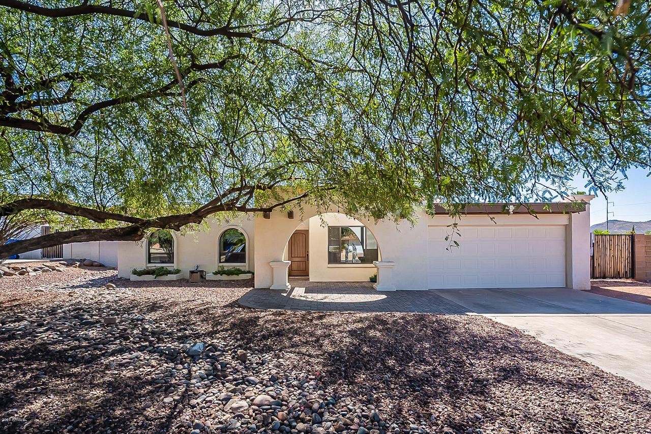 725 E Port Au Prince Ln., Phoenix, AZ 85022