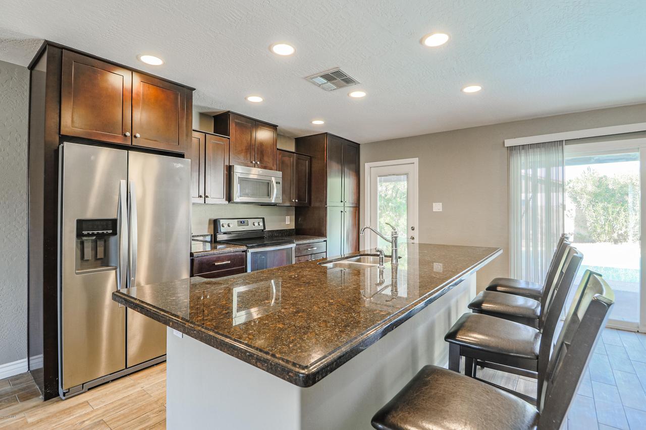 1340 E Donner Dr., Tempe, AZ 85282