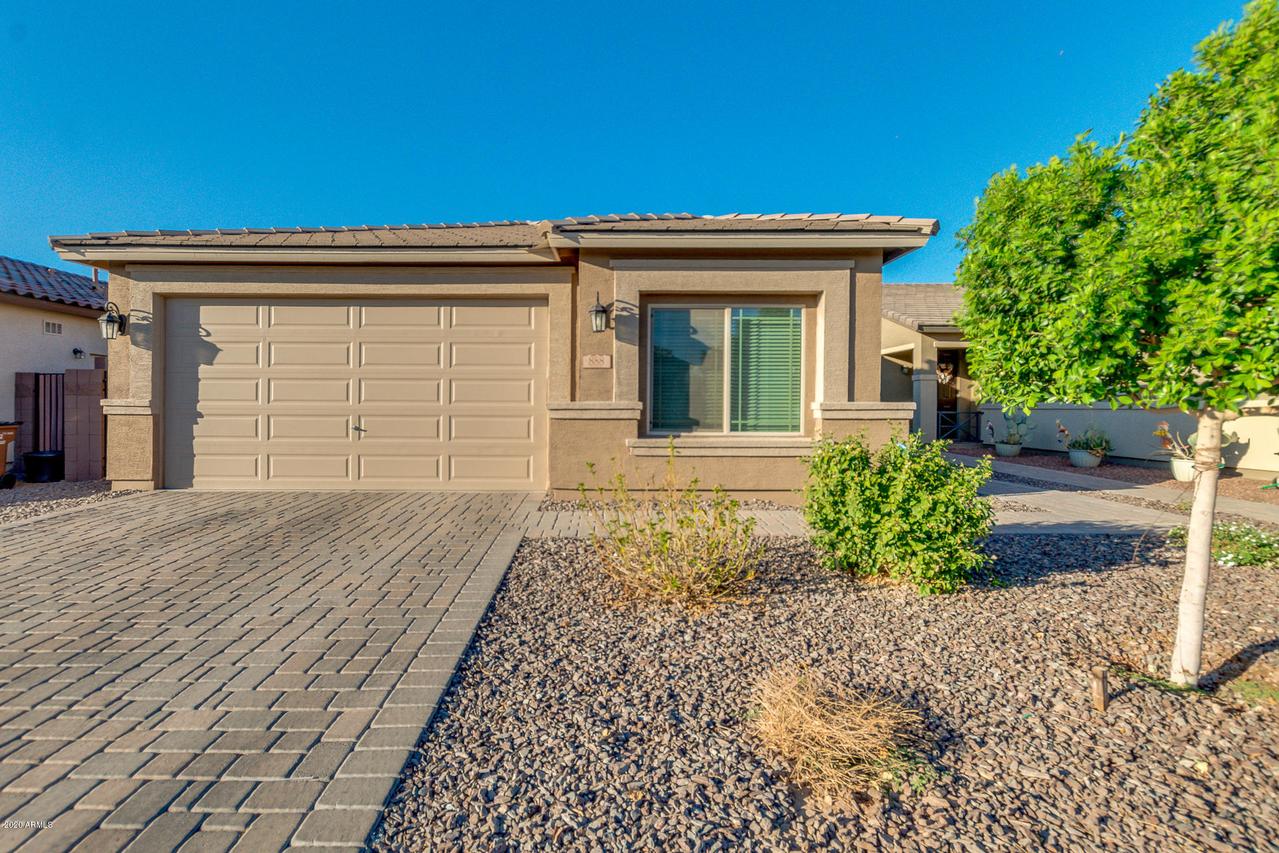 888 W Sisso Tree Ave., San Tan Valley, AZ 85140