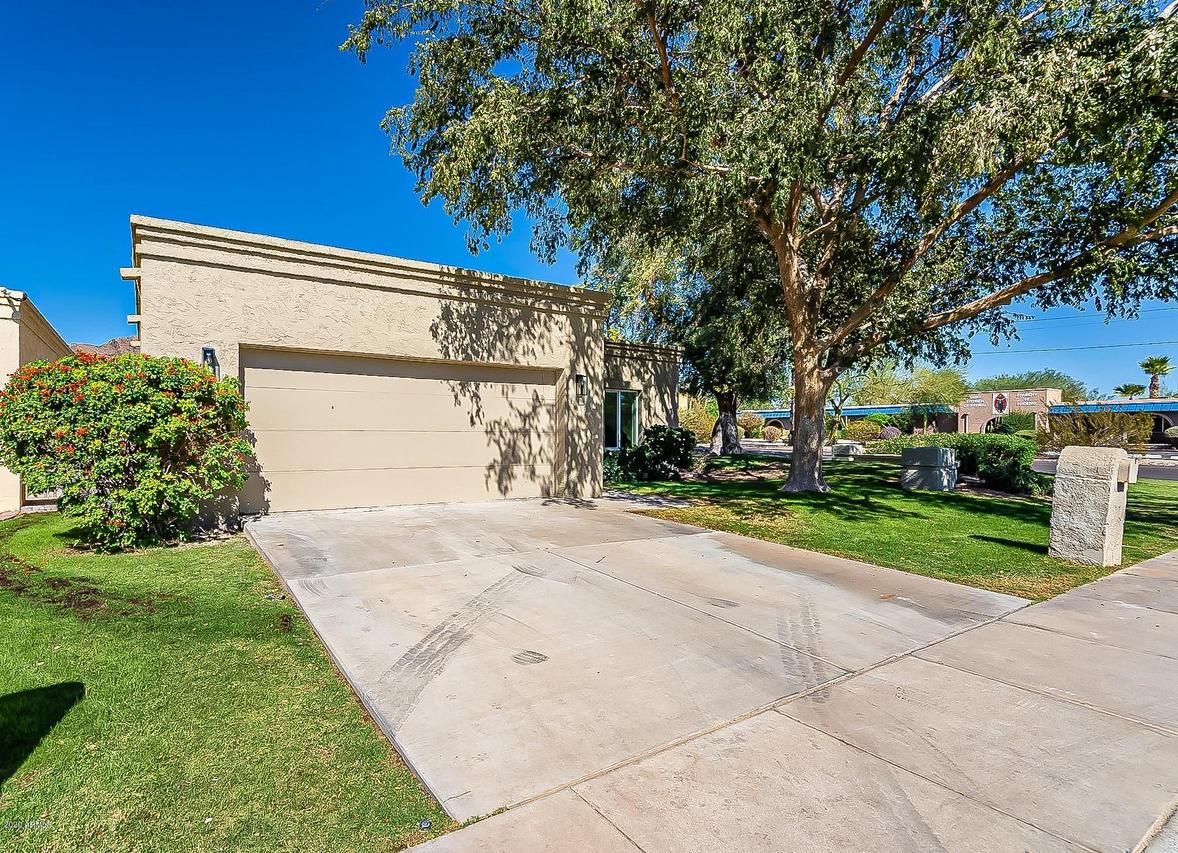 1552 E Royal Palm Rd., Phoenix, AZ 85020