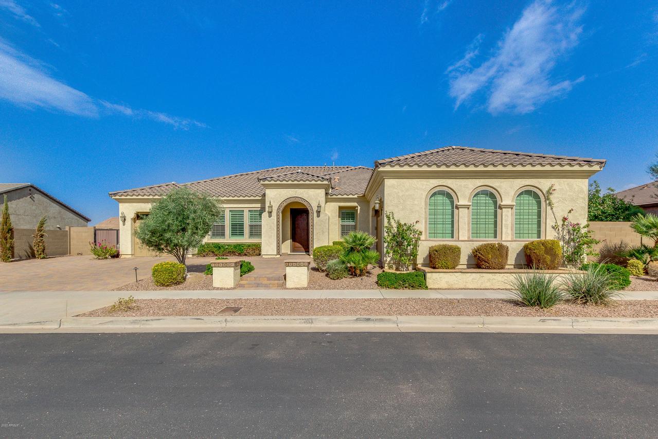 2920 E Harwell Rd., Phoenix, AZ 85042