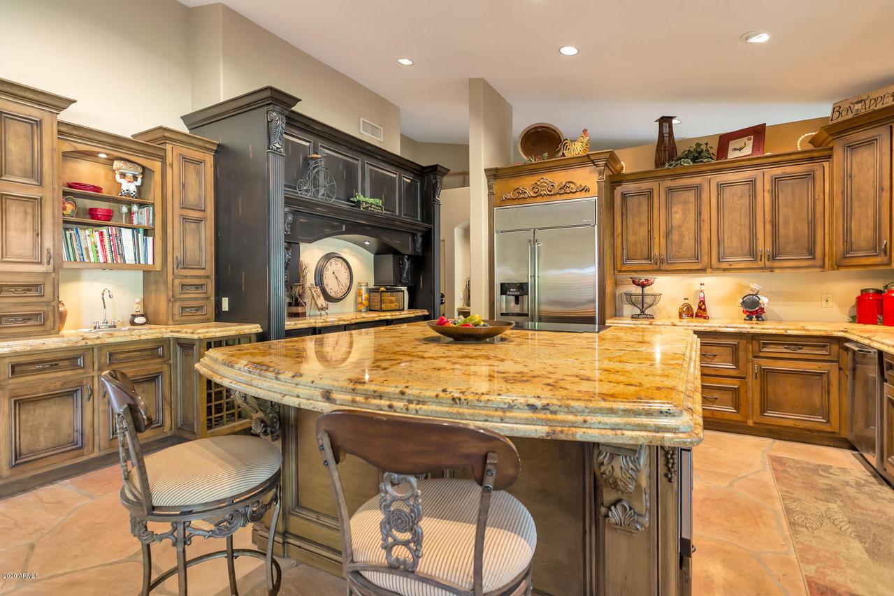 9514 W Avenida Del Sol Ave., Peoria, AZ 85383