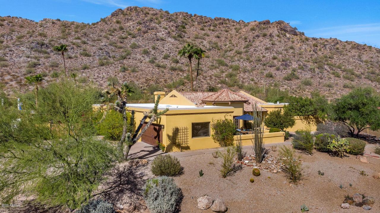 4452 E Horseshoe Rd., Phoenix, AZ 85028