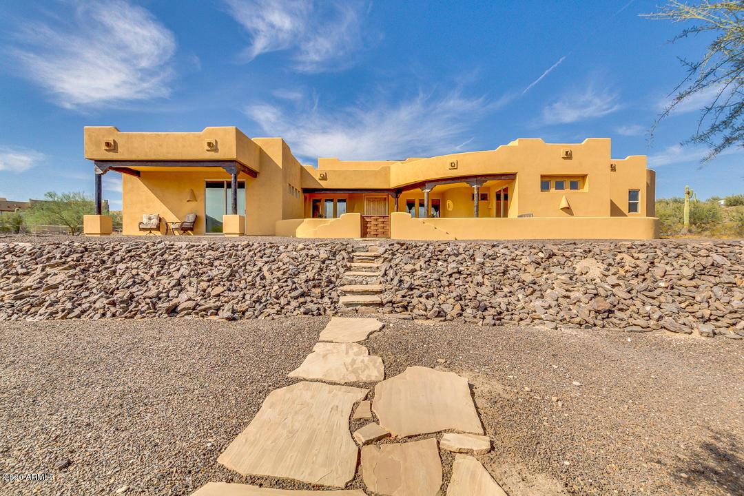 43414 N 12th St., New River, AZ 85087