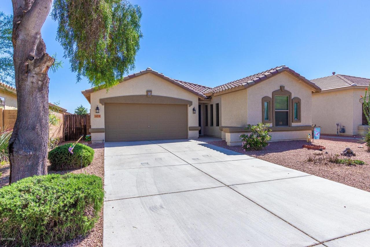 429 W Dexter Way, San Tan Valley, AZ 85143