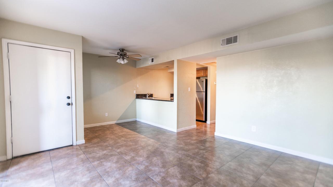 1241 N 48th St. #101, Phoenix, AZ 85008
