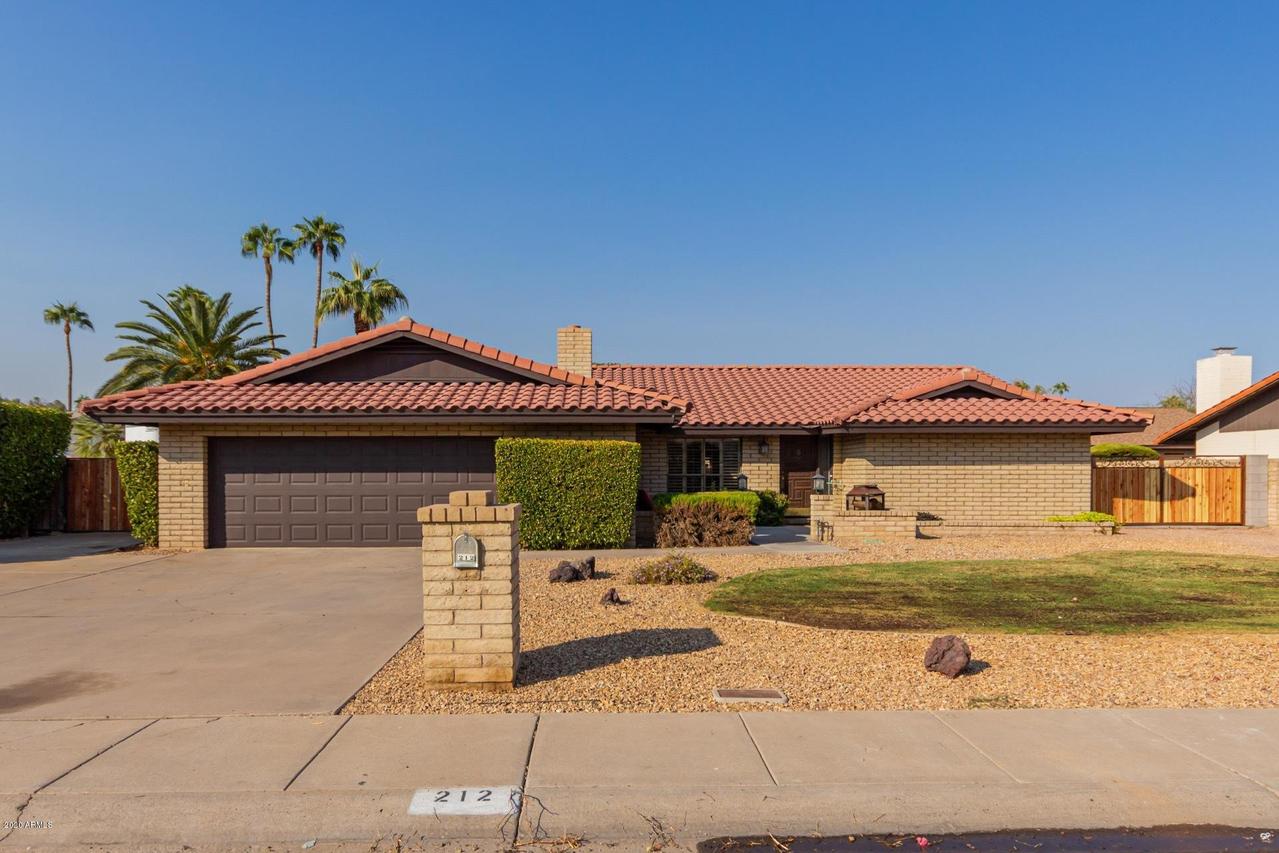 212 W Interlacken Dr., Phoenix, AZ 85023
