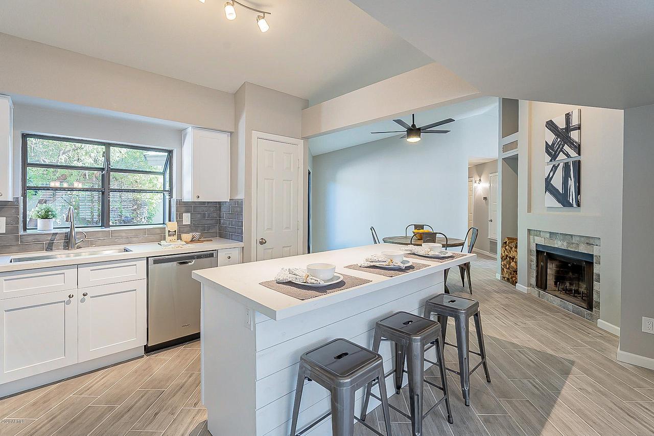 7582 W Wikieup Ln., Glendale, AZ 85308