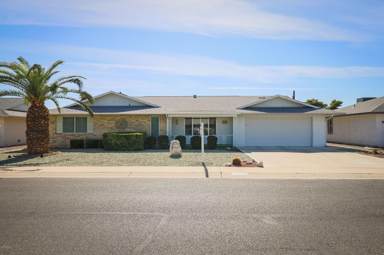 10335 W Willow Creek Cir., Sun City, AZ 85373