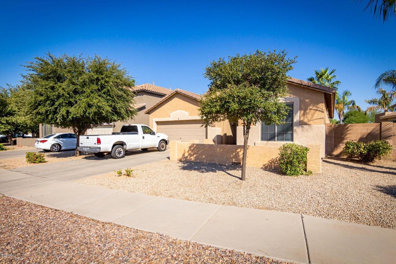 21532 E Calle De Flores Ct., Queen Creek, AZ 85142