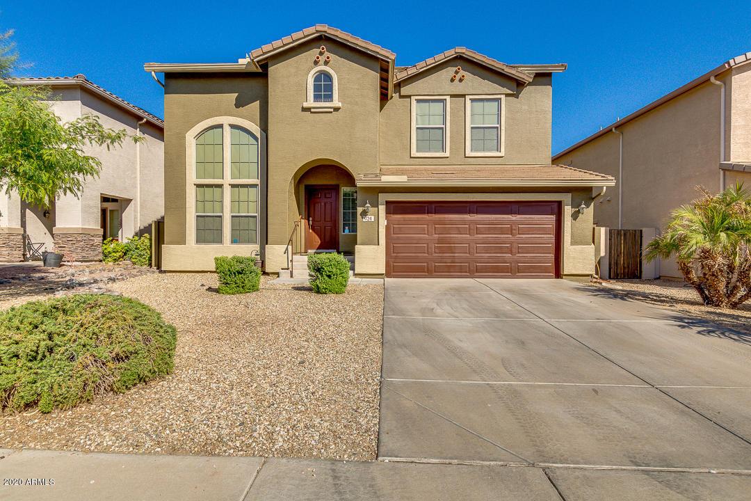 724 W Green Tree Dr., San Tan Valley, AZ 85143