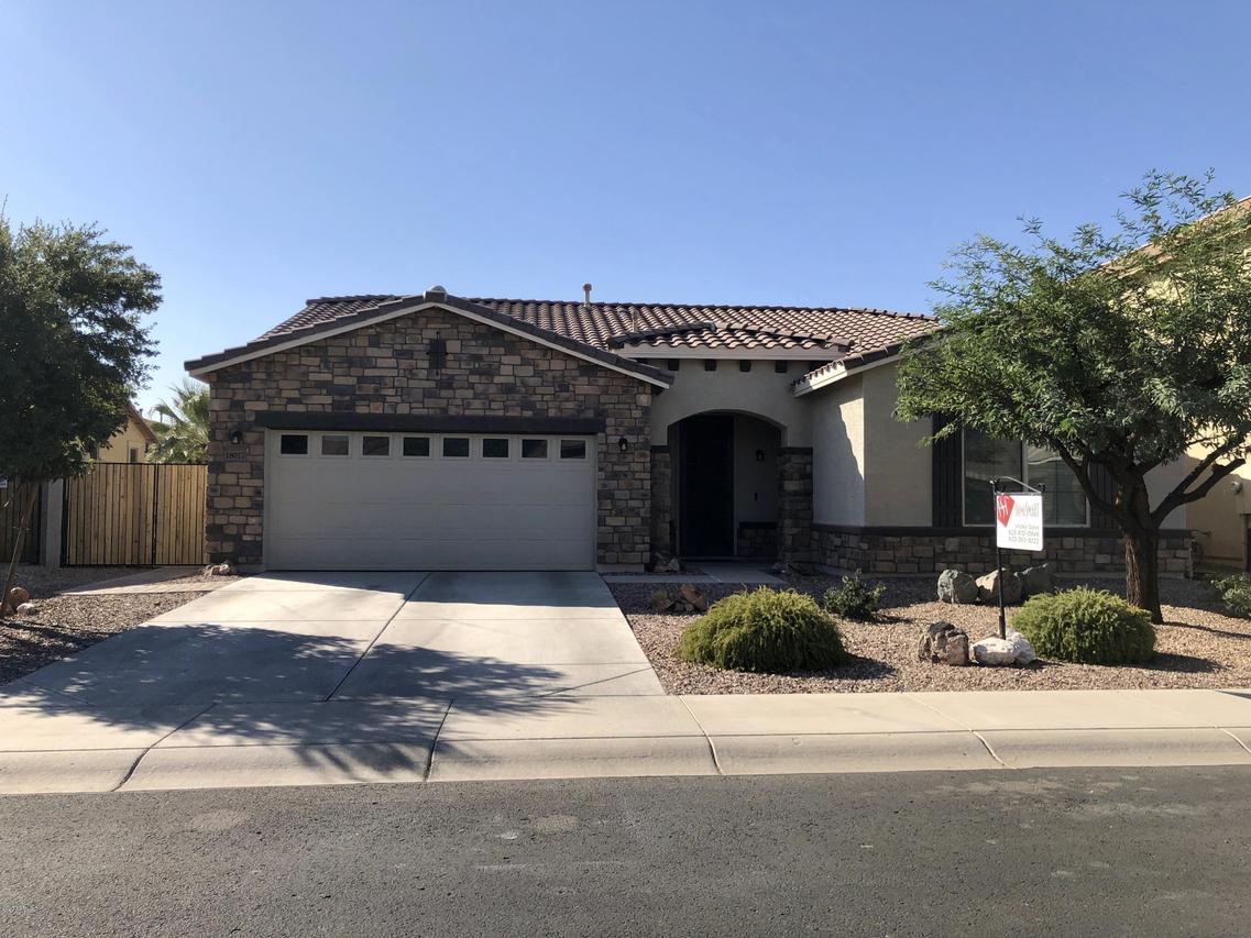 18017 W Ivy Ln., Surprise, AZ 85388