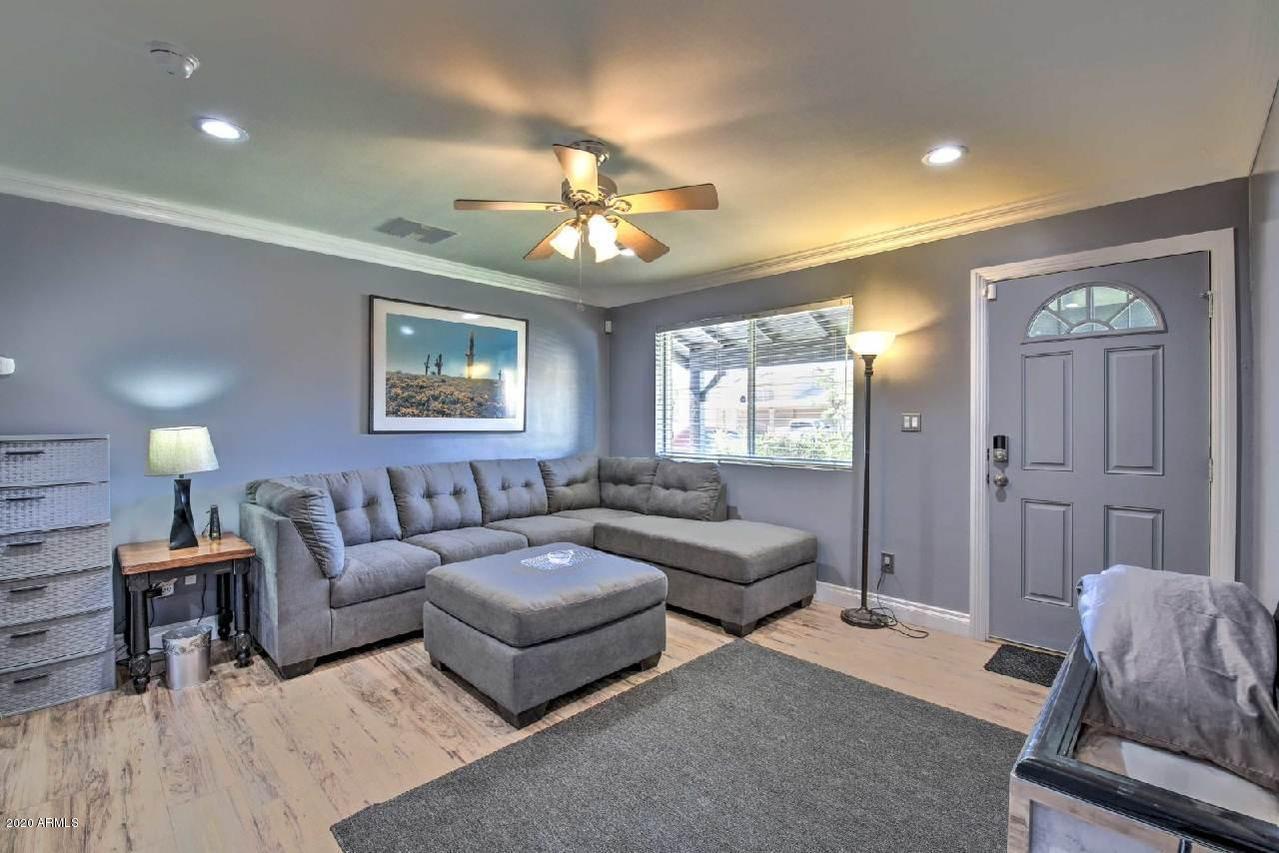 3825 W Columbine Dr., Phoenix, AZ 85029