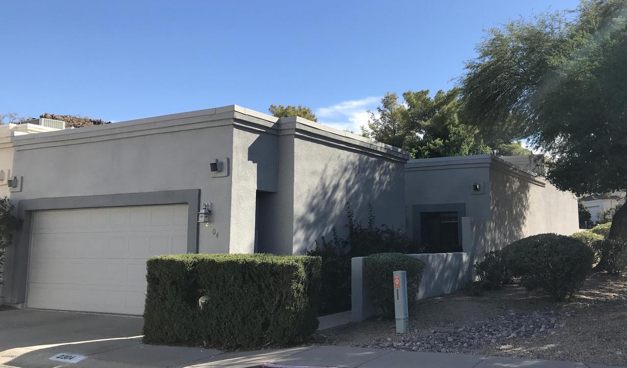 2304 E Winchcomb Dr., Phoenix, AZ 85022