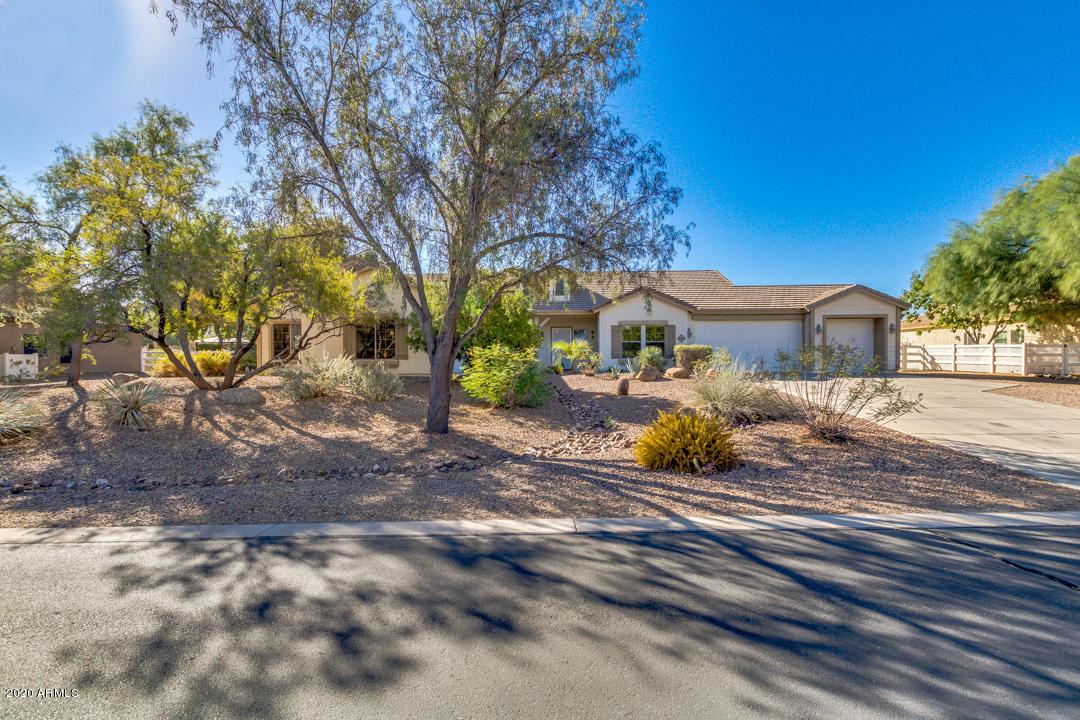 8911 W Golddust Dr., Queen Creek, AZ 85144