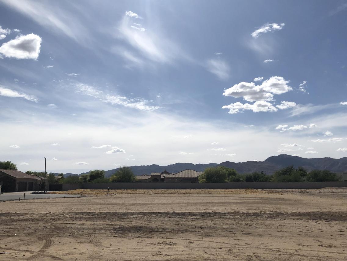 18224 W Rancho Ct. #24, Litchfield Park, AZ 85340