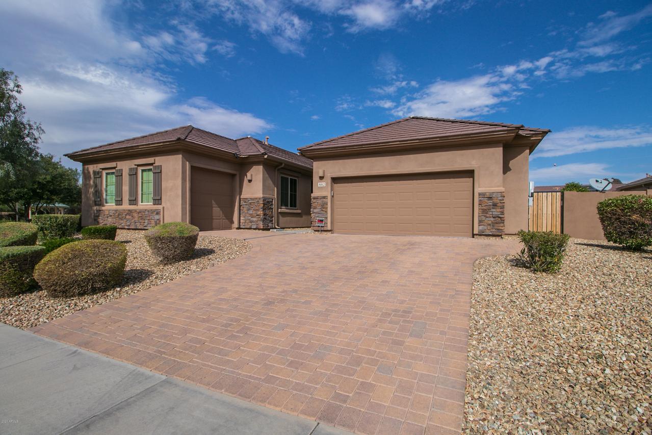 5512 W Big Oak St., Phoenix, AZ 85083