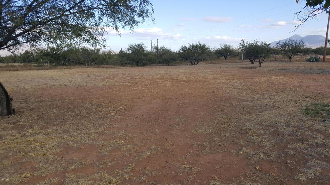 8987 S Dyer Dr., Hereford, AZ 85615