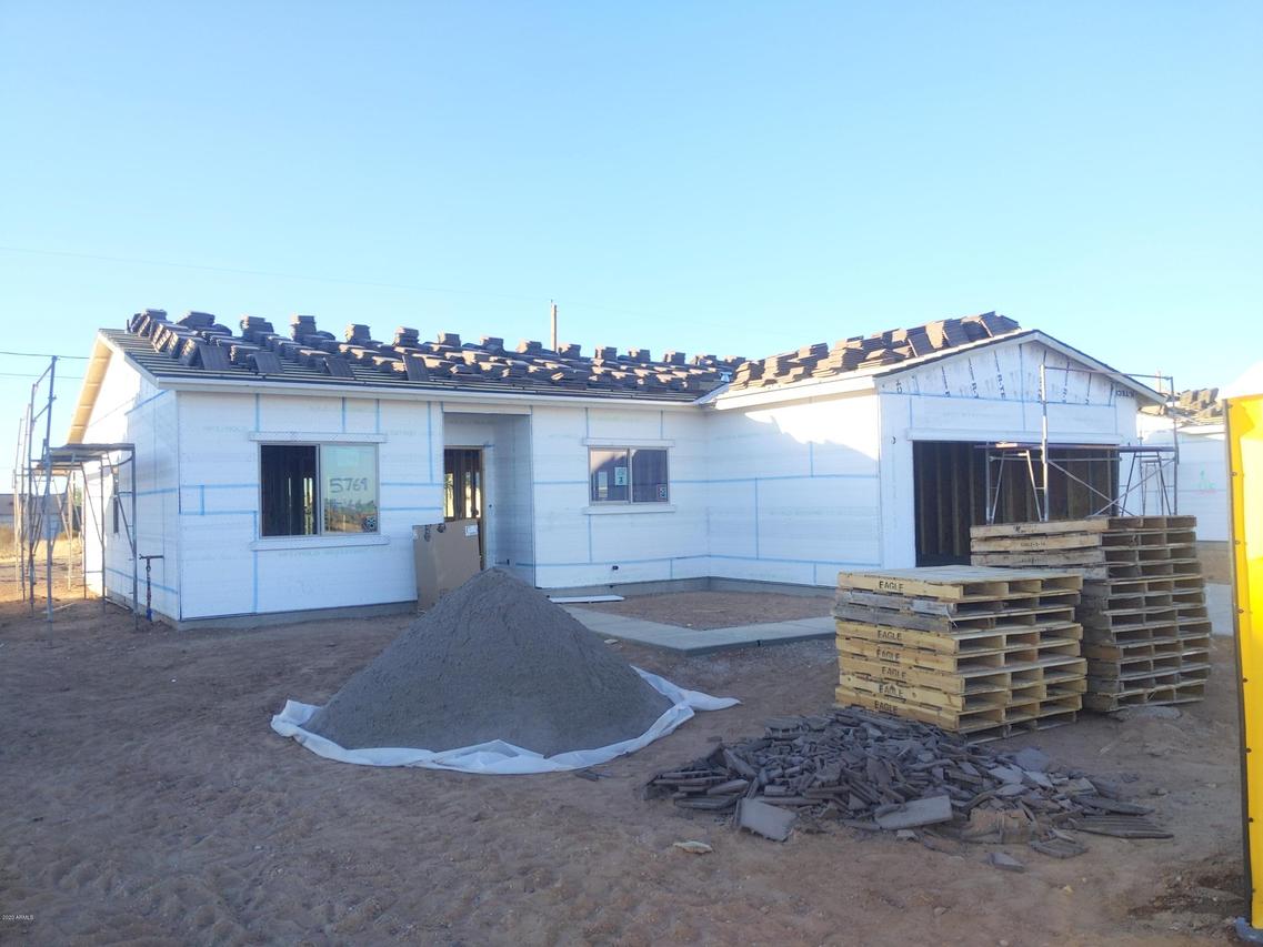 5769 E Red Bird Ln., San Tan Valley, AZ 85140