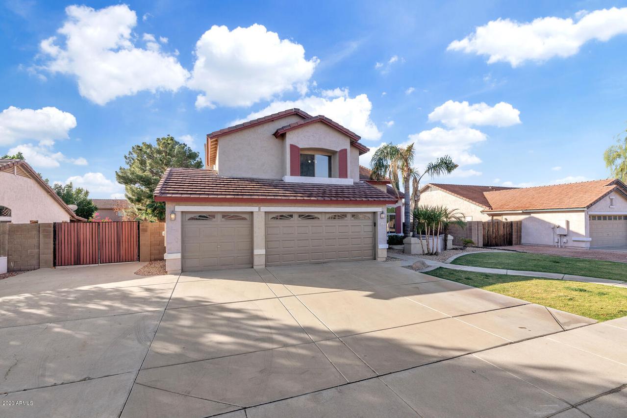 8665 W Deanna Dr., Peoria, AZ 85382