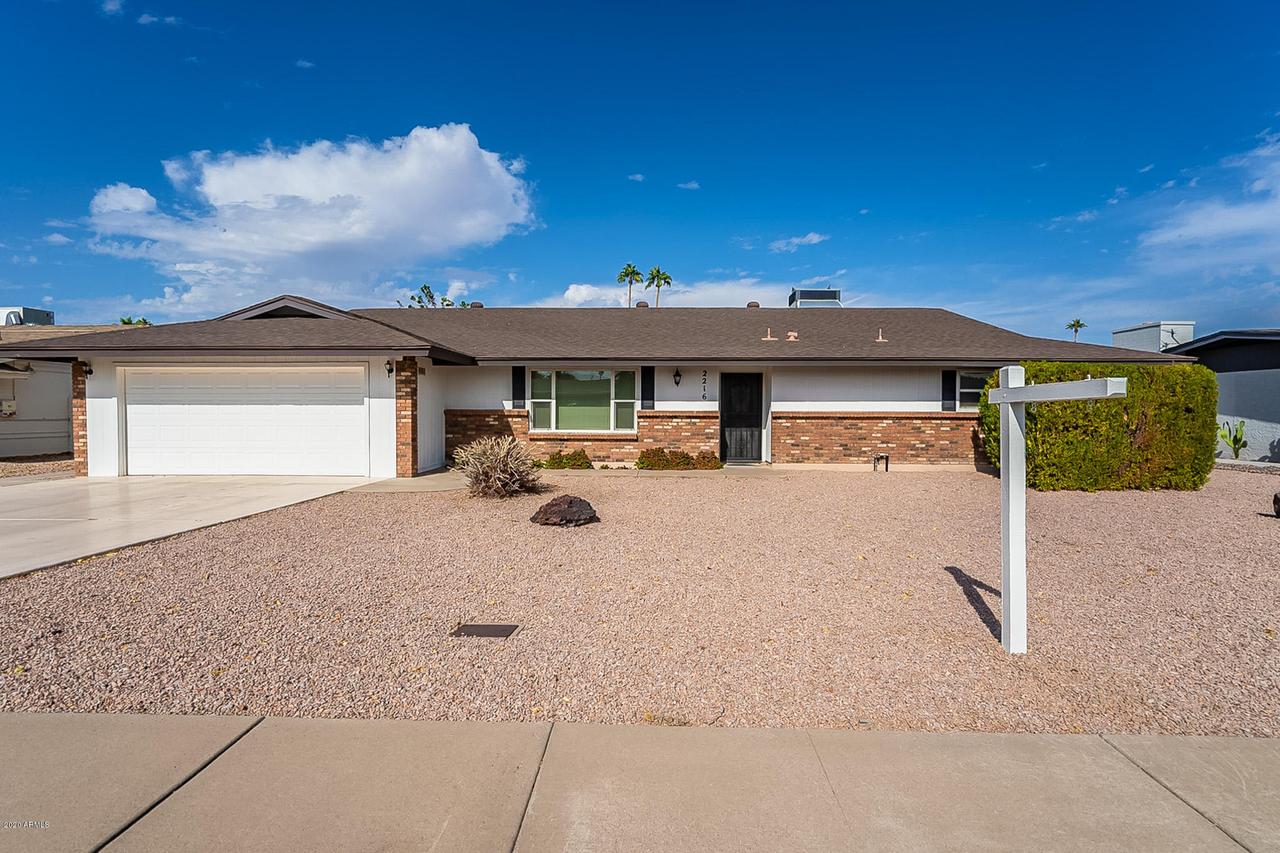 2216 E Encanto St., Mesa, AZ 85213