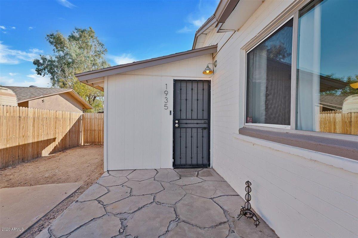 1935 E Larkspur Dr., Phoenix, AZ 85022